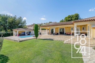 Villa T4 130m2 sur 2000m2 de terrain St mitre Chateau Gombert